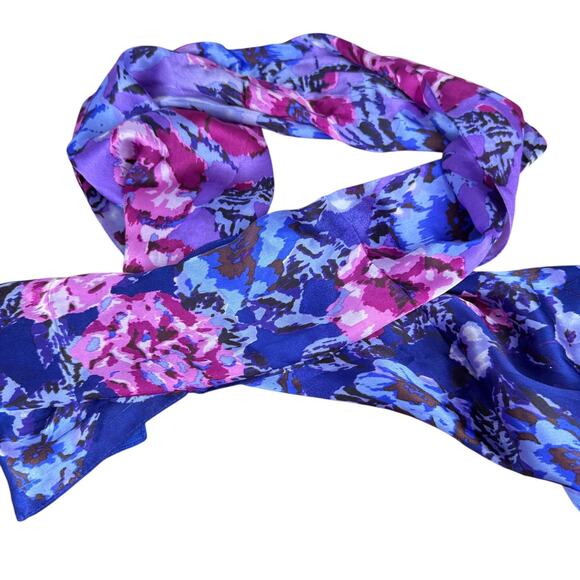 Cynthia Rowley Purple Blue Floral Rectangle 14" x 66" Satin Silky Scarf Wrap - Picture 1 of 4